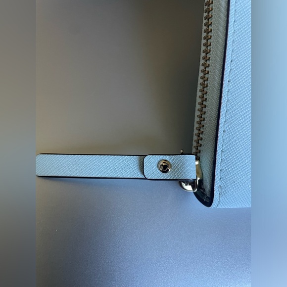 Kate Spade 100% Genuine Saffiano Leather wallet in sky blue accordion zip around - Picture 10 of 13